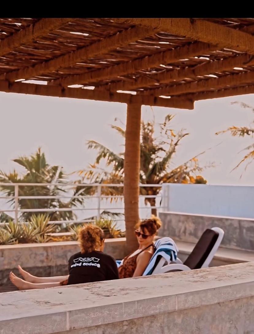 Bieshu Beach Hive Habaraduwa Central Buitenkant foto