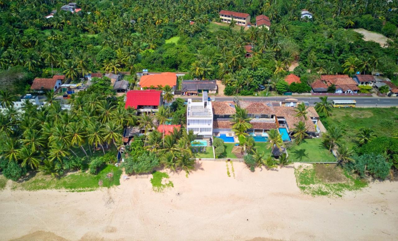 Bieshu Beach Hive Habaraduwa Central Buitenkant foto